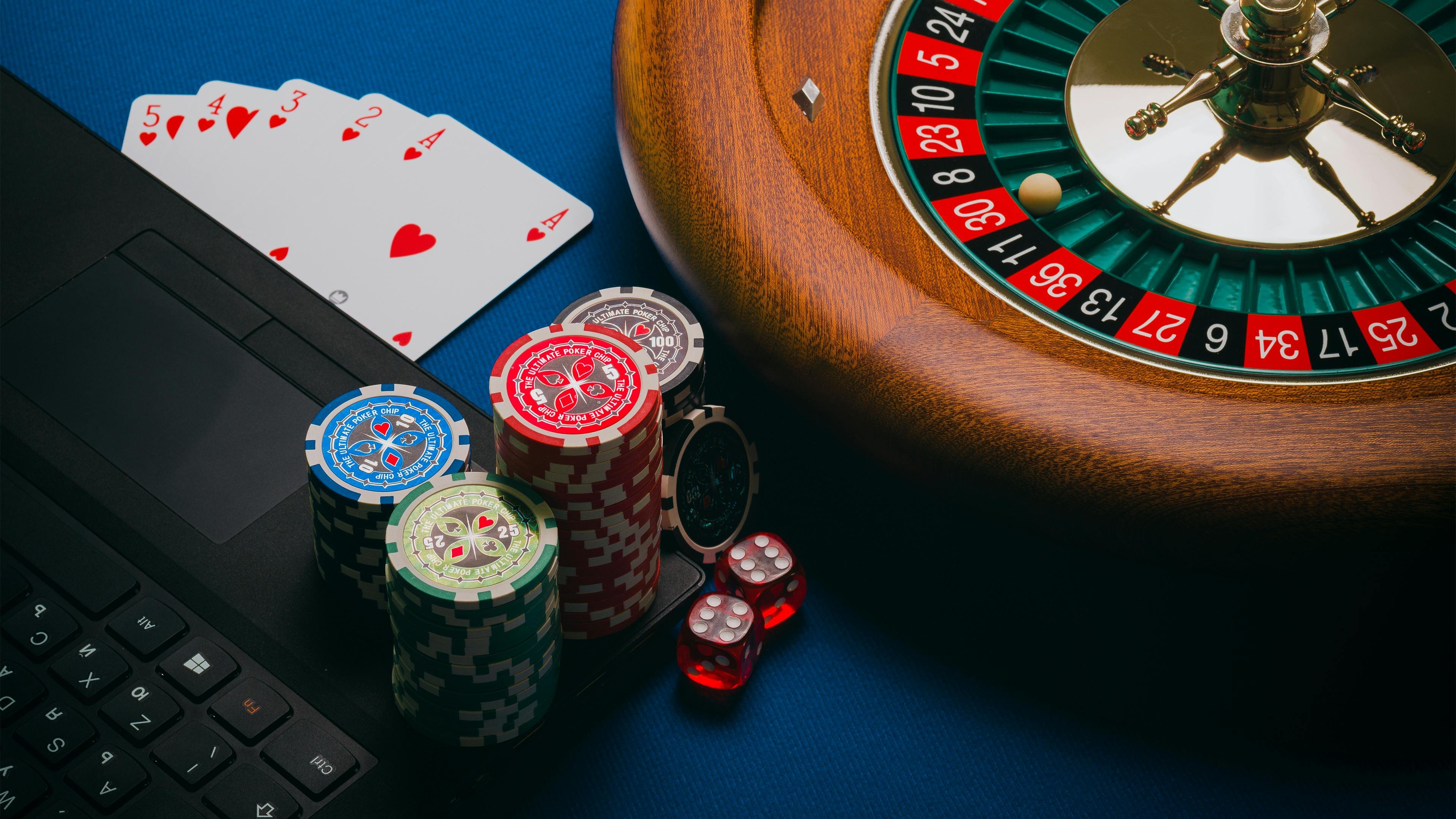 777win login live roulette table with real player activity